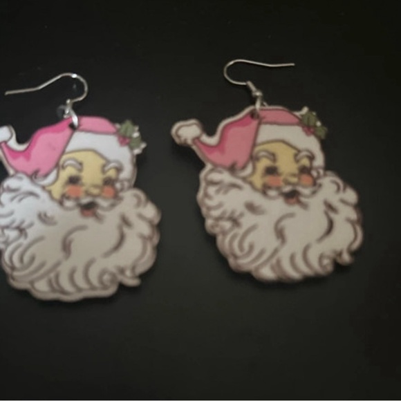 New set of dangle wooden pink Santa earrings Christmas - Picture 3 of 3
